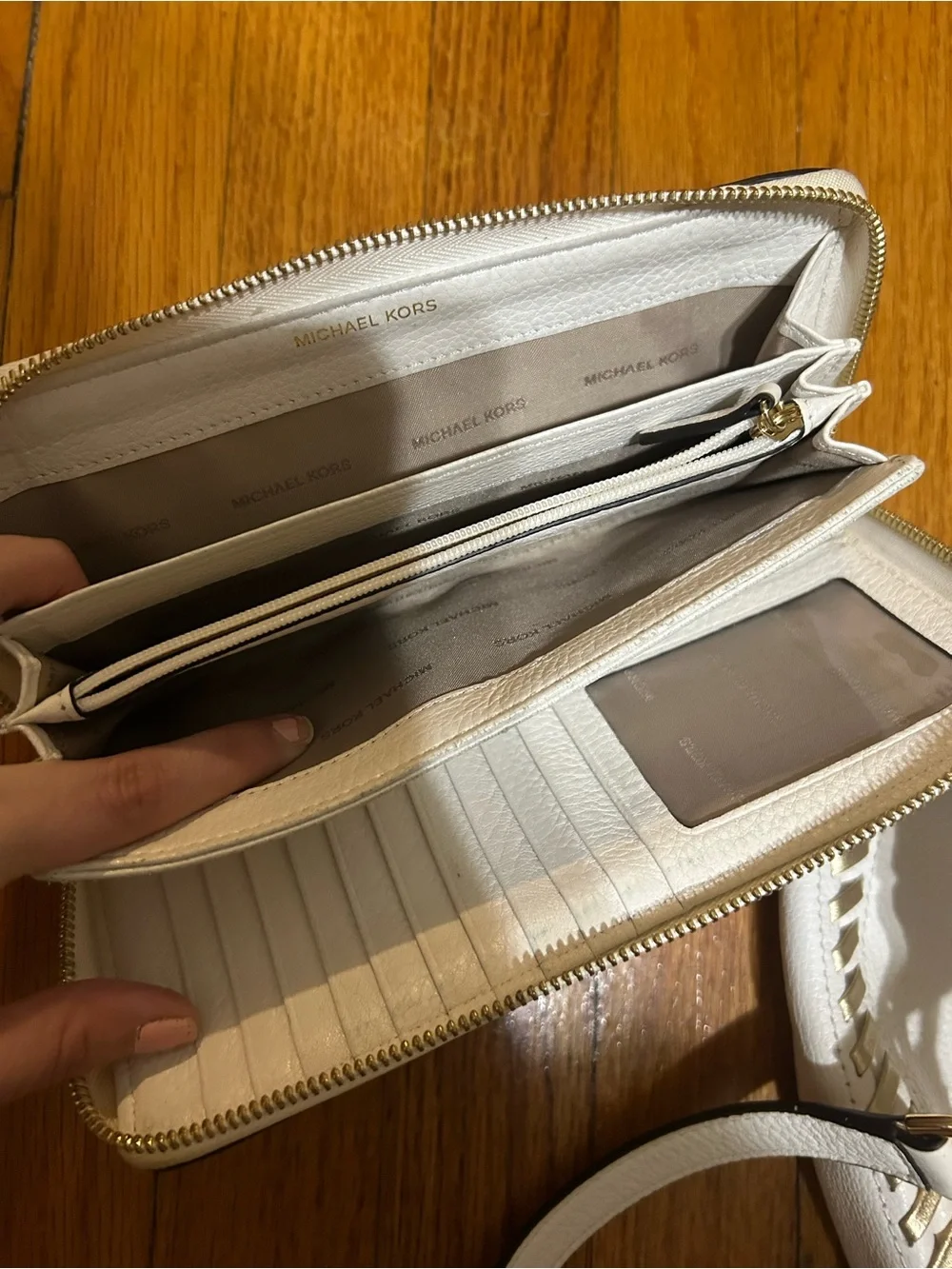 Michael Kors Lauryn Large Shoulder Bag Leather Optic White And Wallet